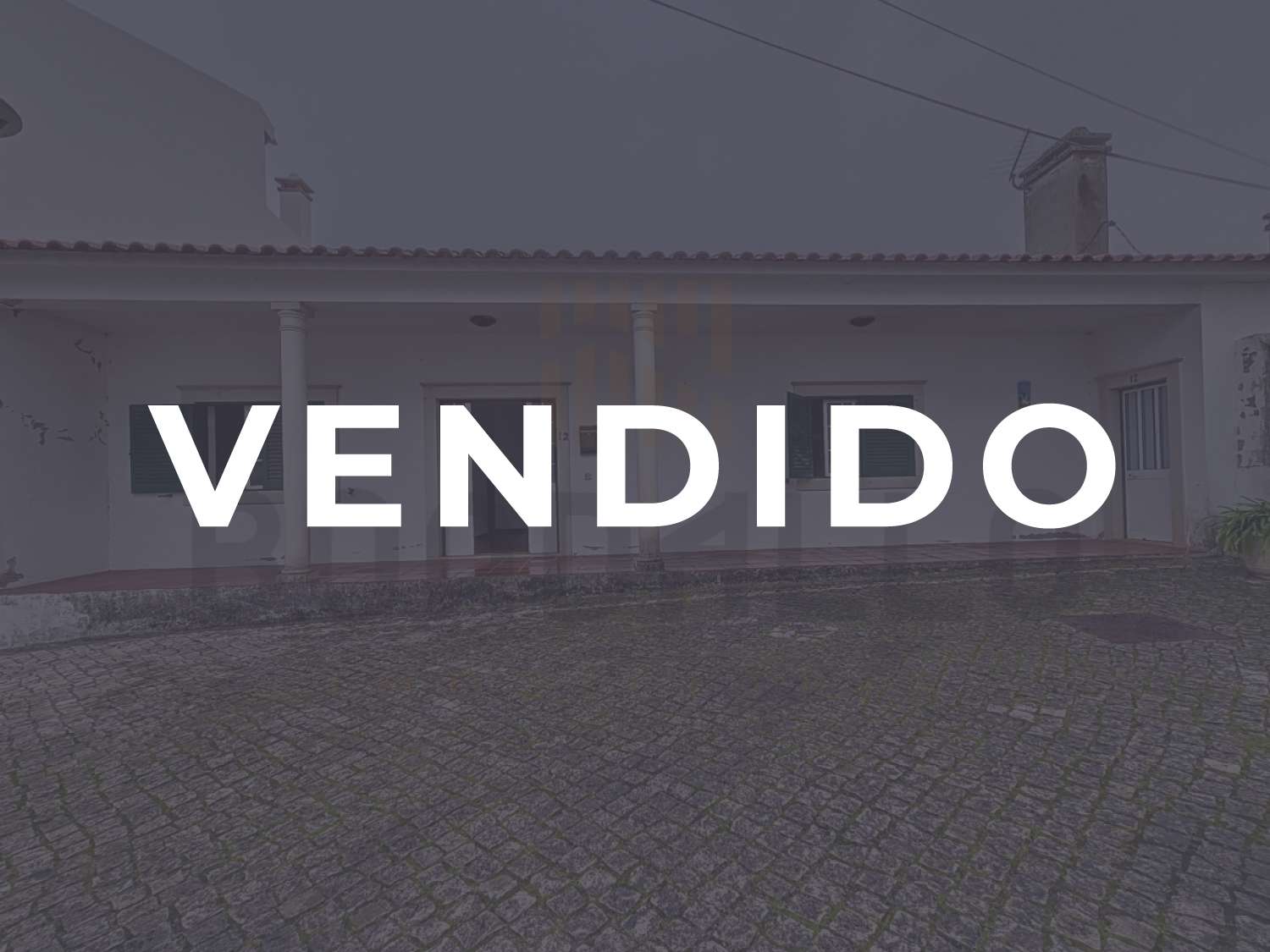 Moradia-T2-em-Vau