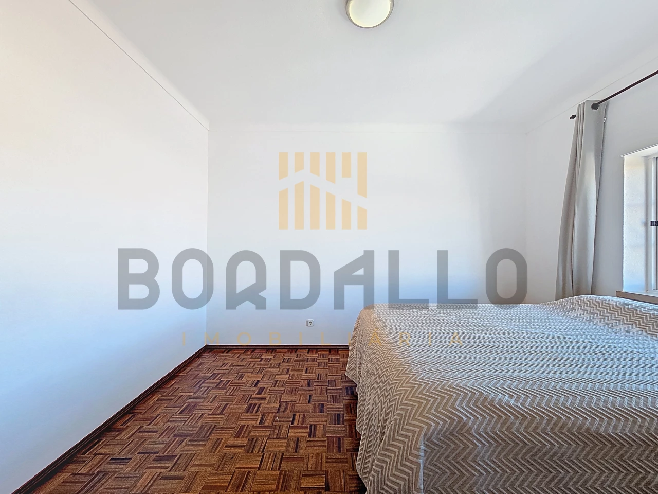 IDbacaacajpgxHsbJONgphTEiVoPrVQi