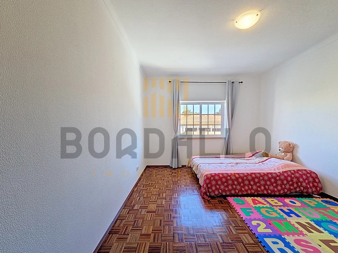 IDbacaacjpgtiWbMbwVlqIgldSeUxMAm