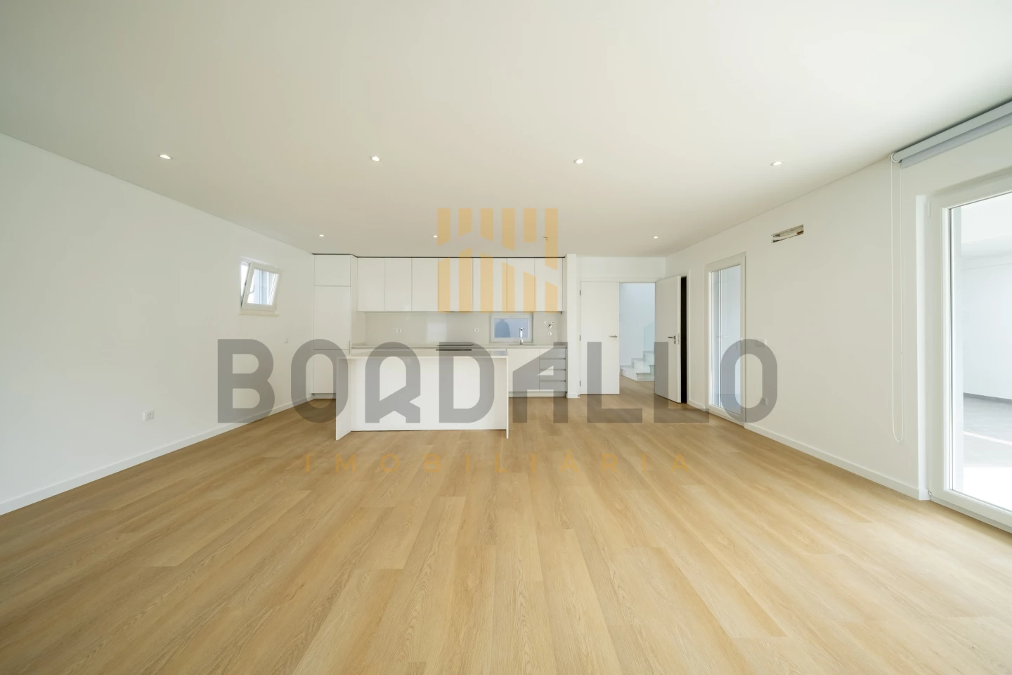 IDebcaebbjpgYhTUyHjQIFkaWSTBWLnP