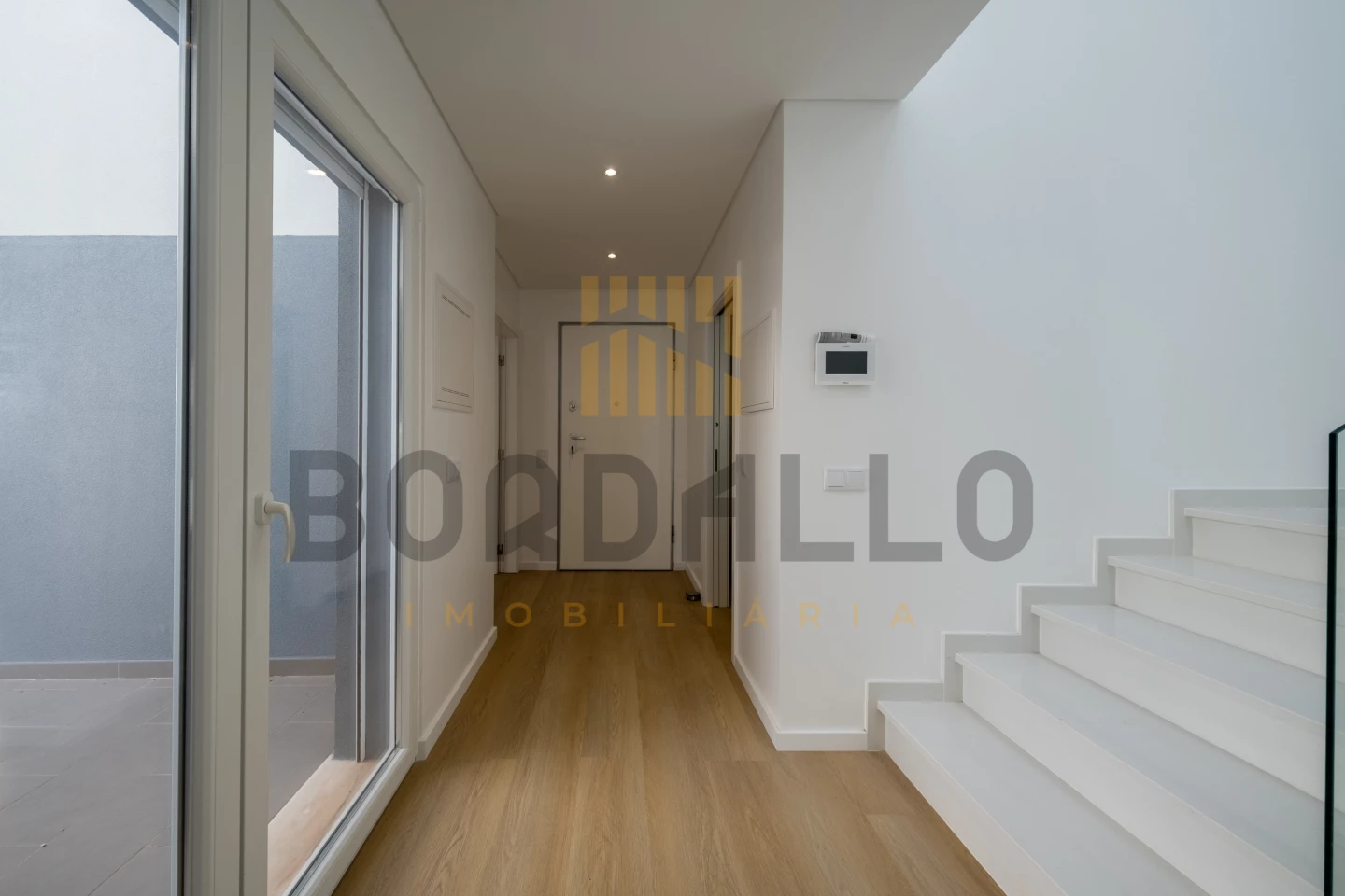 IDebcaebbjpgcUXnIRADznblbgSSIytQ