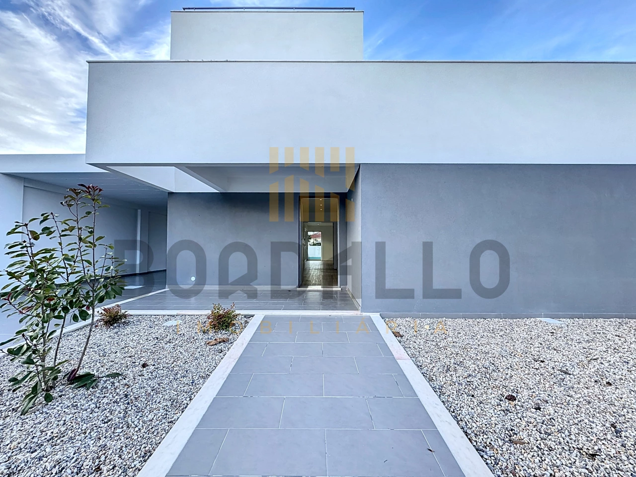 IDebcaebbjpgivCDGjNTVuxjlzaczZGk