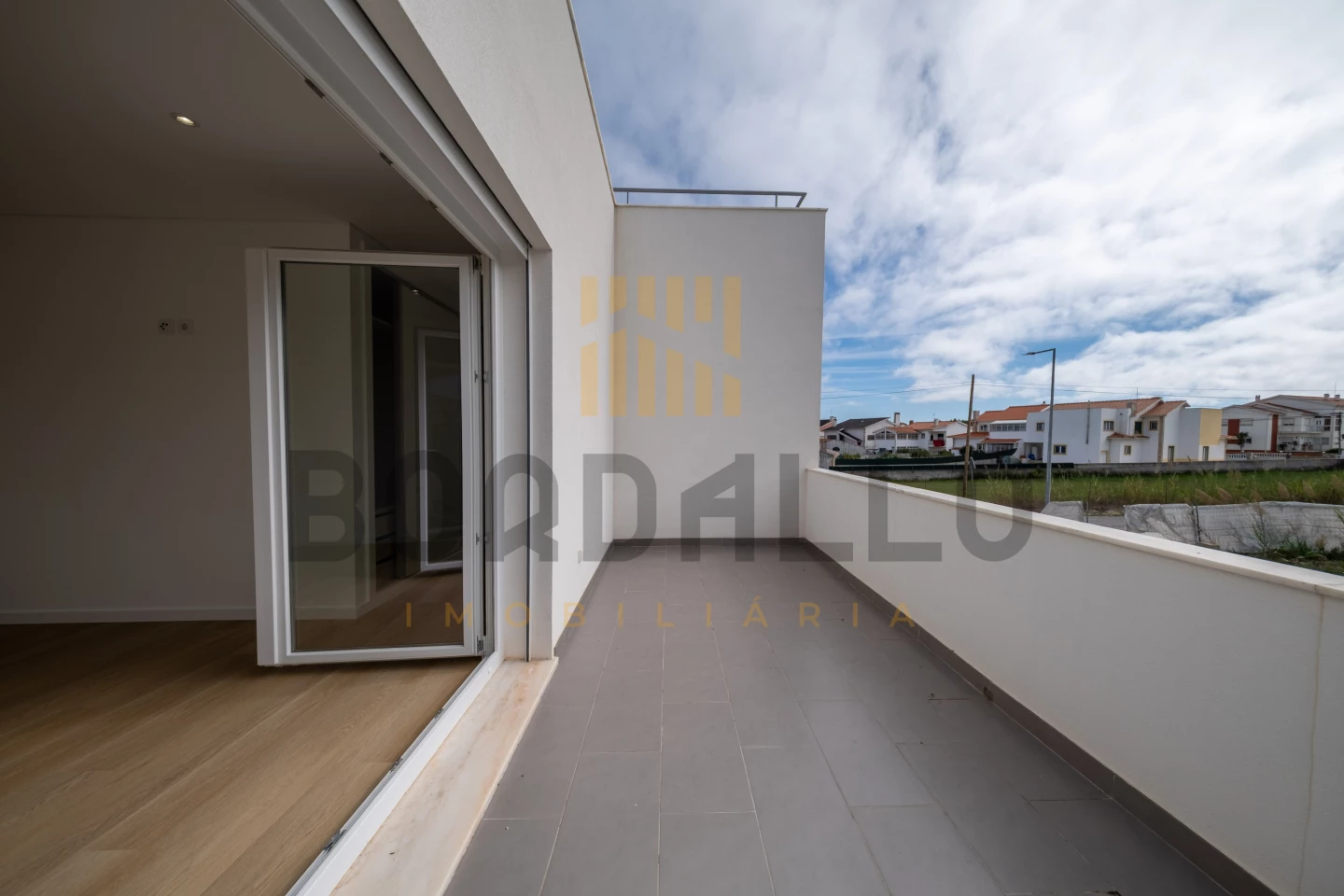 IDebcaebdbjpggYUZfKXthkWIGrSfXrR