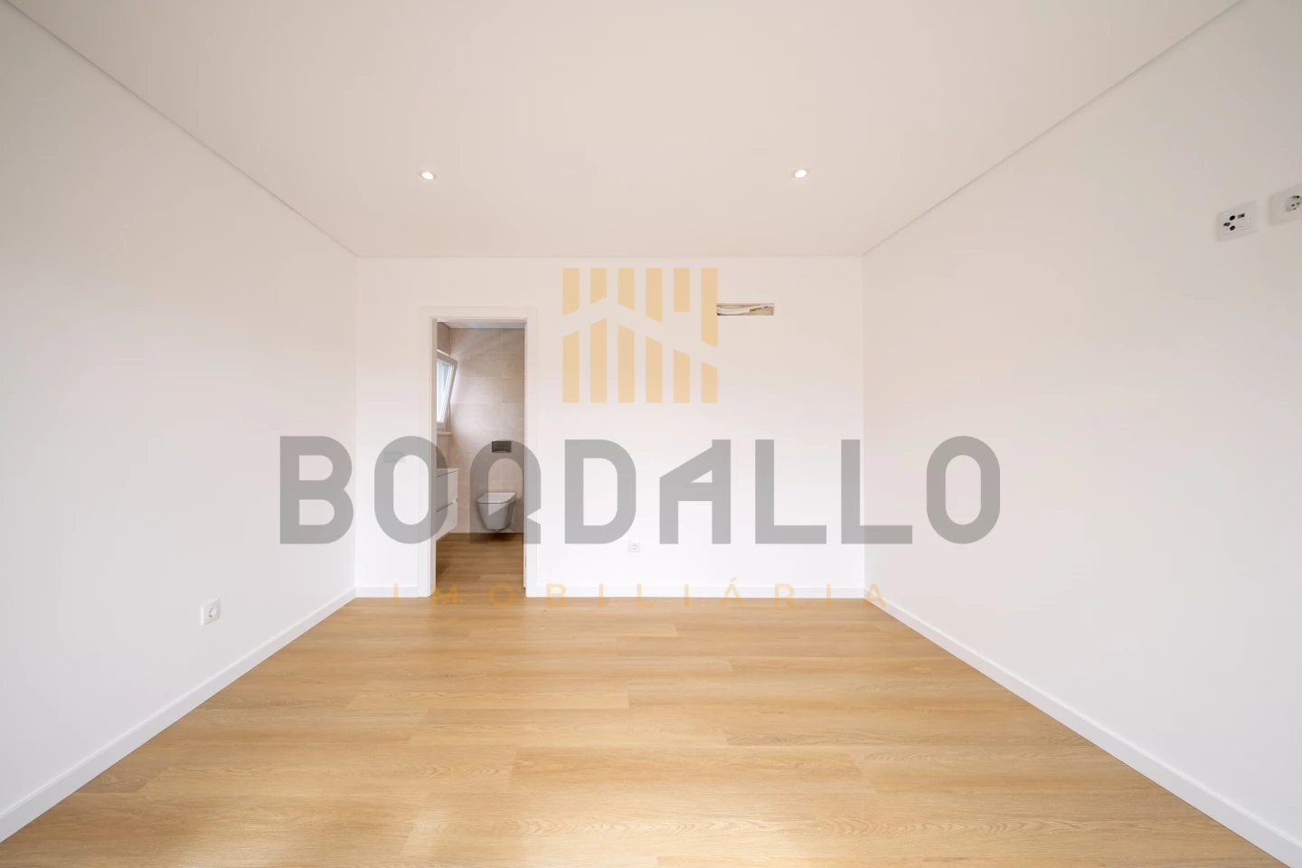 IDebcaebdjpgPHaslziuUeilmCXlfywm