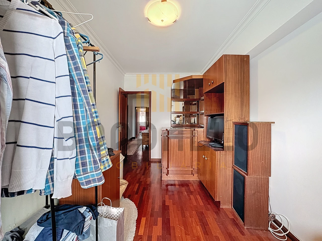 IDecacecjpgpVkCshckesAkoOarCtDry