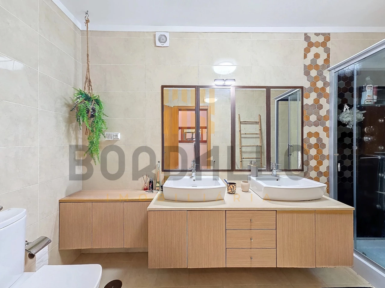 IDfdacjpgqphtHZeWzASLVuGISfpvwZj