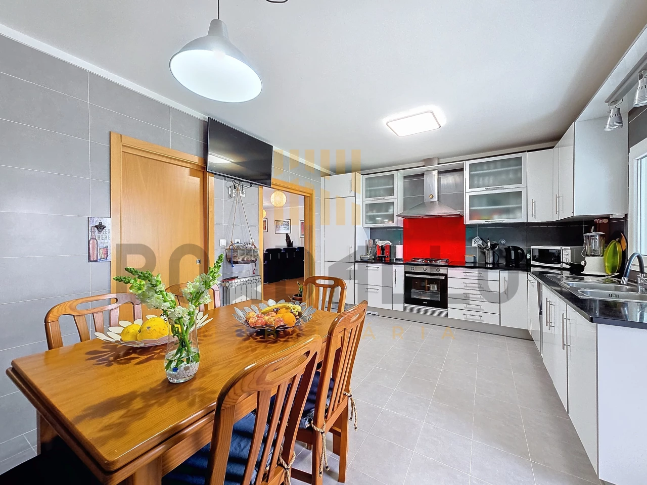 IDfdjpgxVsXQeEARDkiuJxgQaMMipFiC