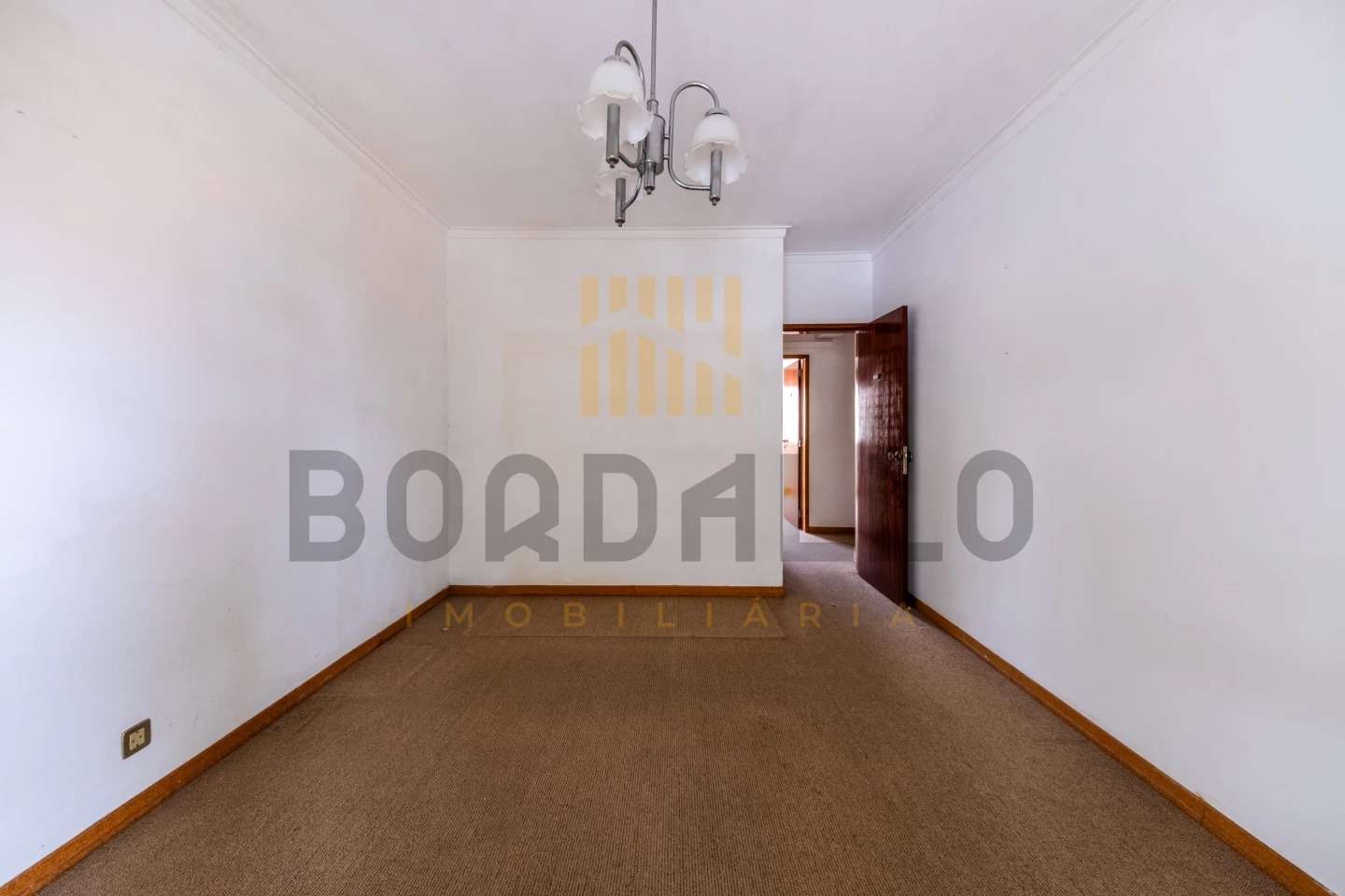 IDf041d101-0000-0500-0000-000019c0c7d7.jpg